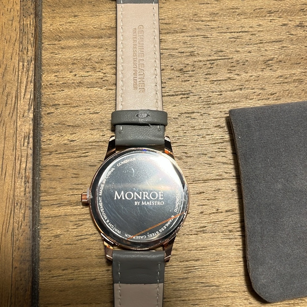 Monroe watch - Picture 4 of 4